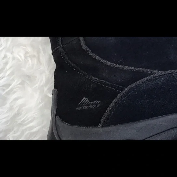 COLUMBIA TERAVAL BLACK WATERPROOF BOOTS 9.5 - Picture 4 of 9